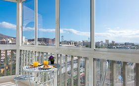 8D. Modern Flat In Las Americas